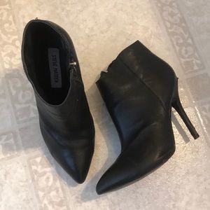 Steve Madden booties